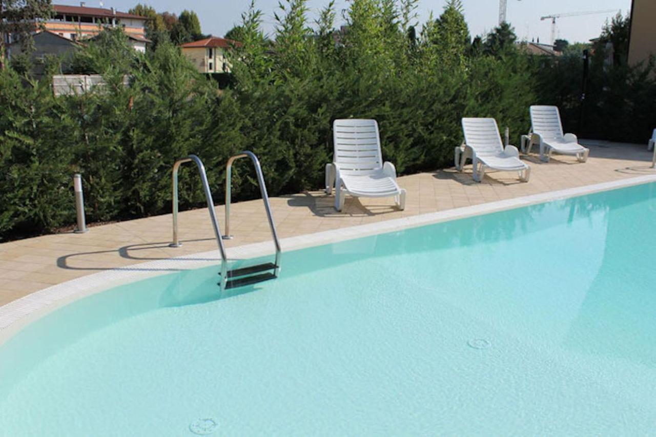 Casa Di Chiara Apartment Peschiera del Garda Bagian luar foto